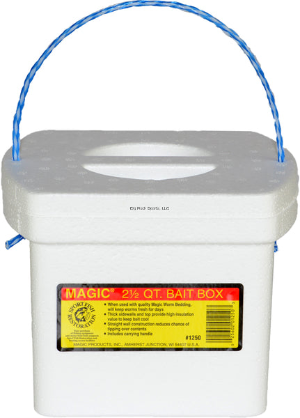 Magic 1250 Bait Box, 2.5 Quart with worm bedding