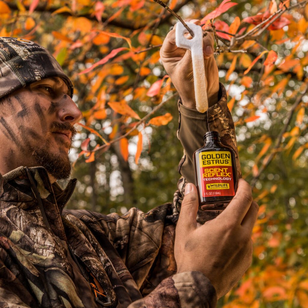 WILDLIFE RESEARCH CENTER Golden Estrus® with Scent Reflex