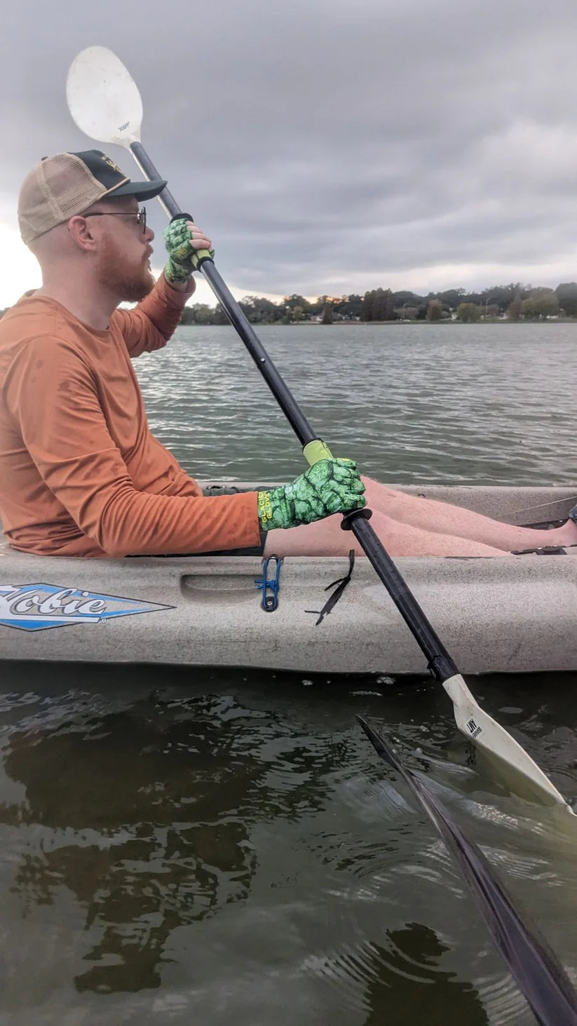 Glacier  AGR Ascension Bay Sun Glove  Gator Green
