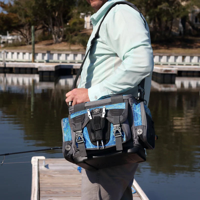 Calcutta Squall 3600 Tackle Bag w/ 4 trays, Mossy Oak Shoreline