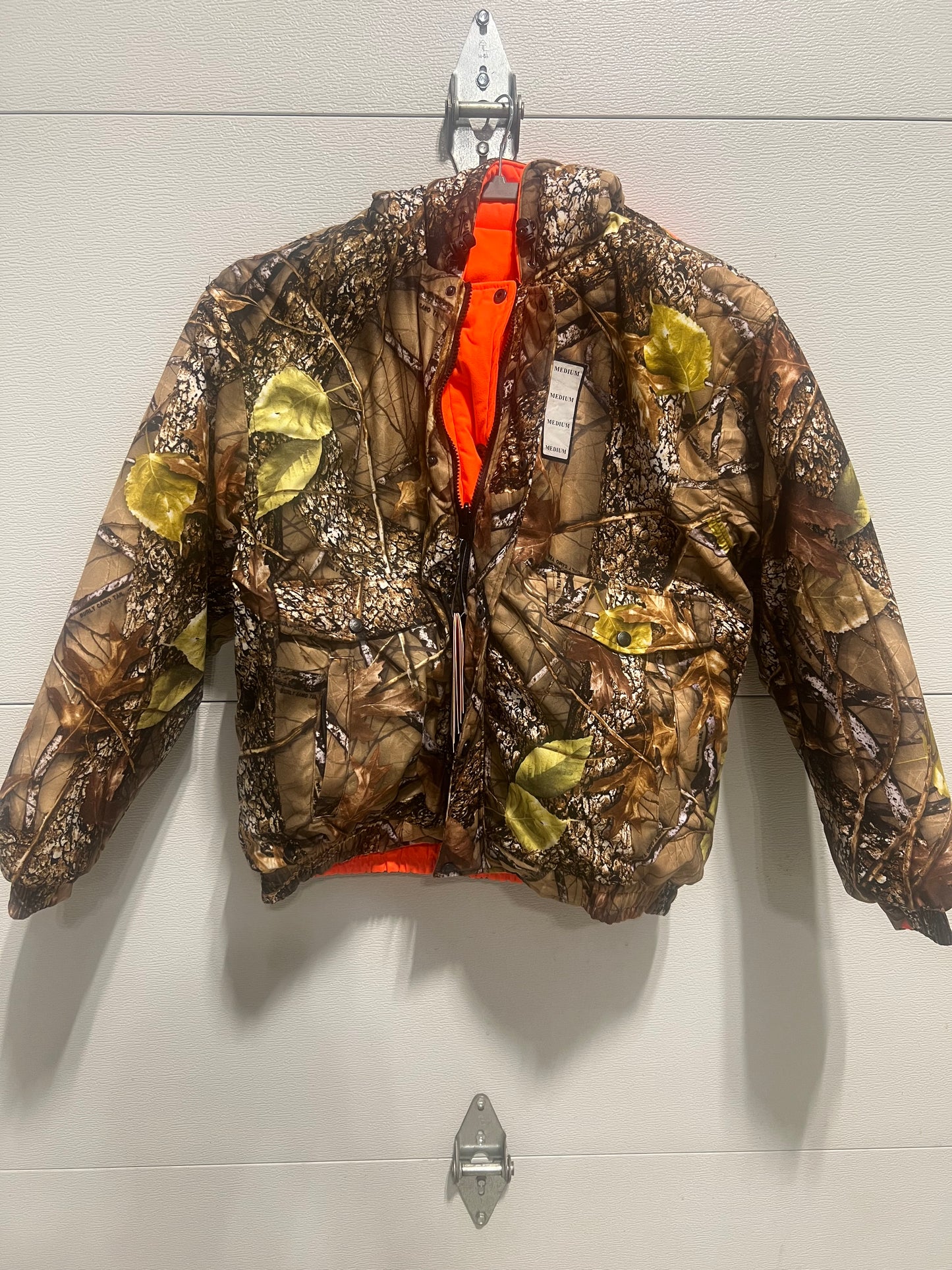 Burly hooded jacket  reversilbe camo/ blaze orange